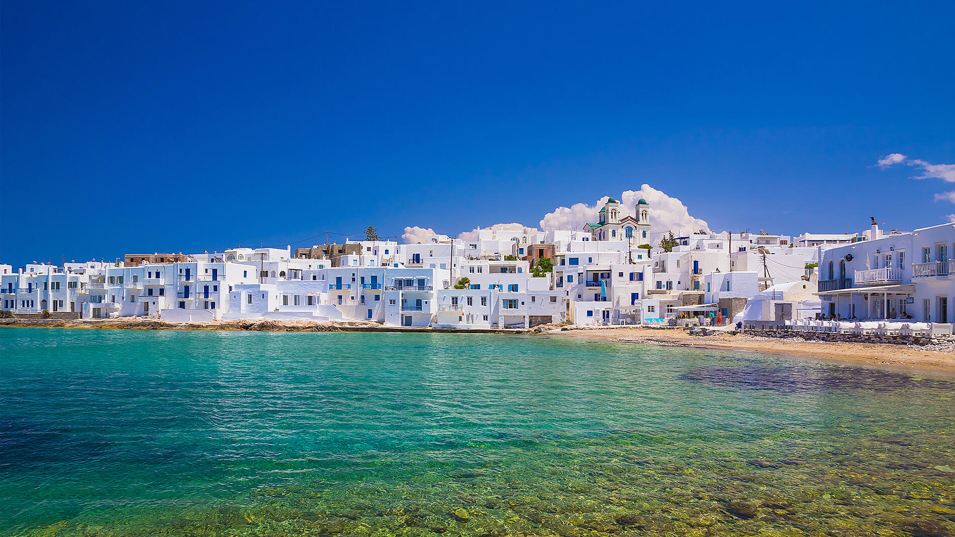 At the heart of the Greek islands At the heart of the Greek islands