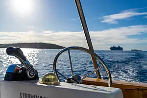 Island tour & snorkelling*