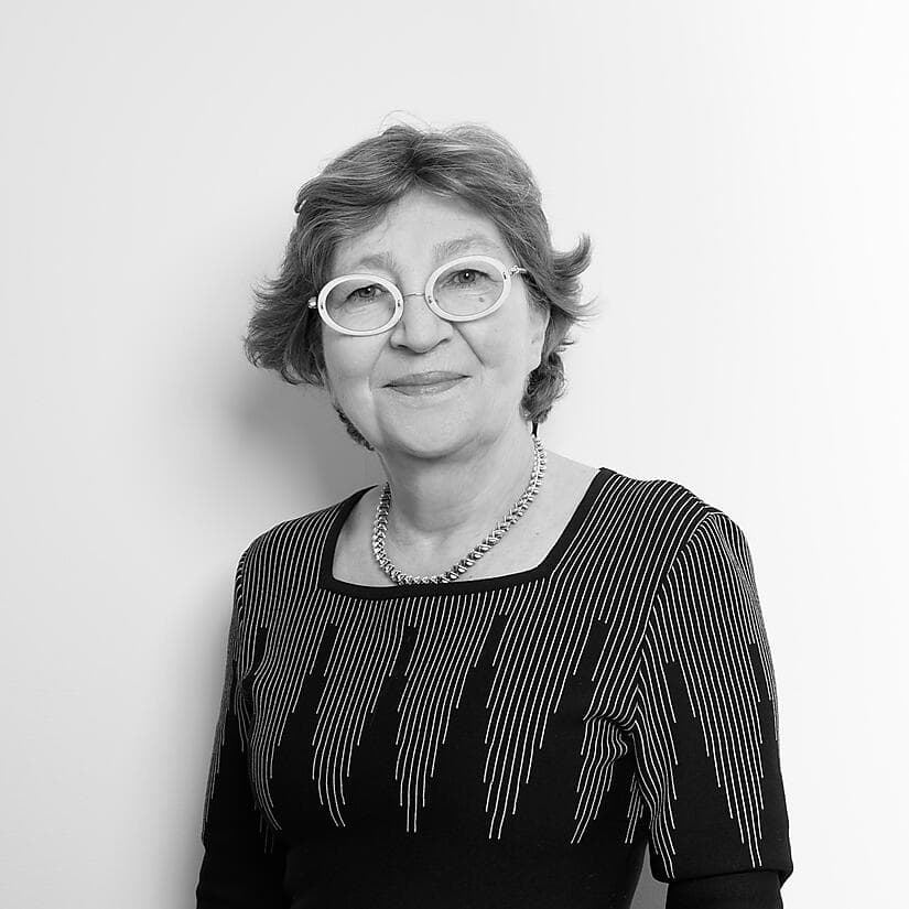 CAROLINE_BOURGEOIS Cre╠üdit  Courtesy Pinault Collection Photo ┬® Irene de Rosen.jpg