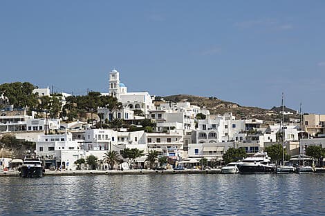 29 Aug 27 - Adamas, Milos