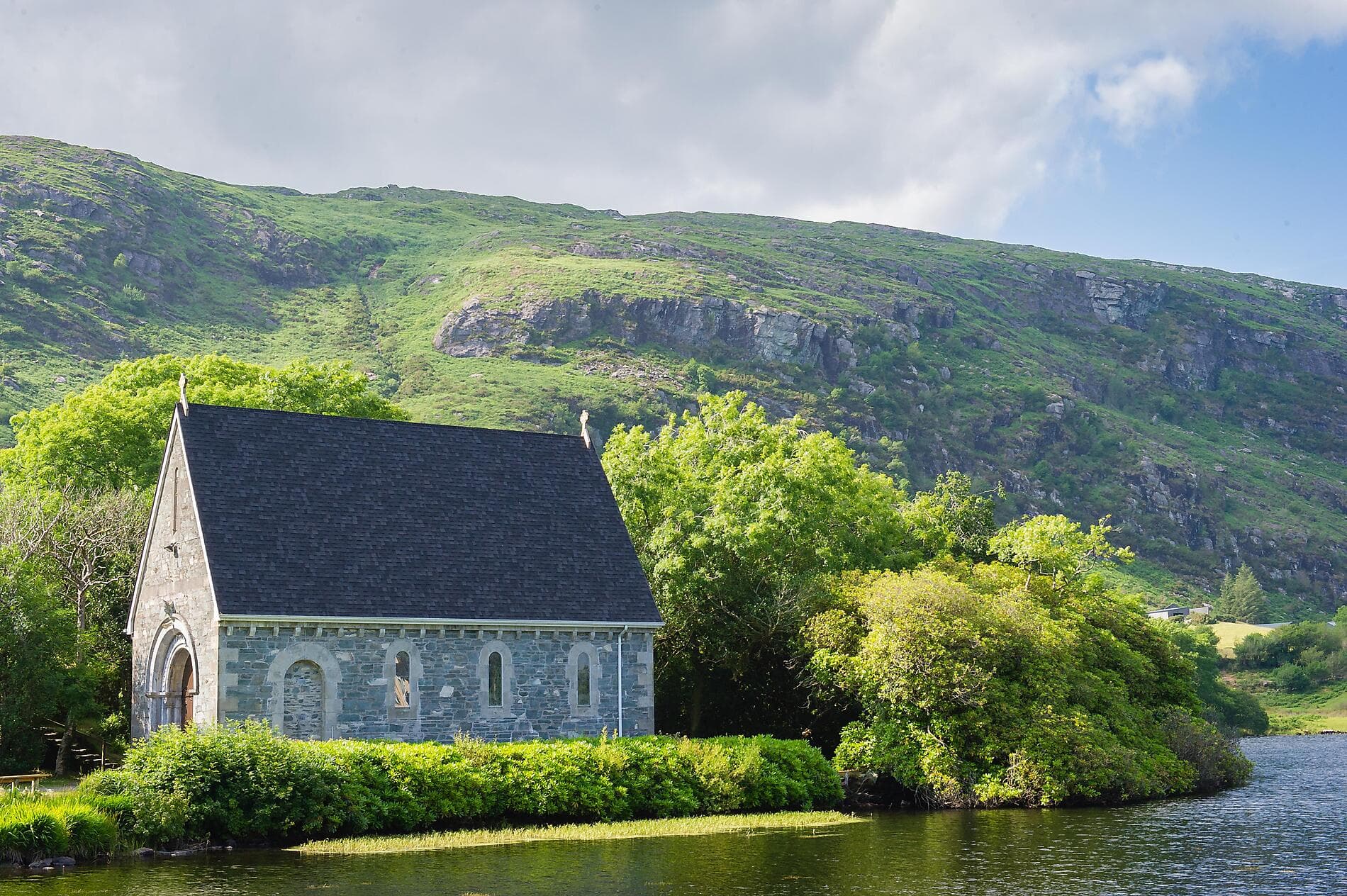 Circumnavigation of the Emerald Isle 