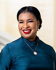 Arndrea Waters King null