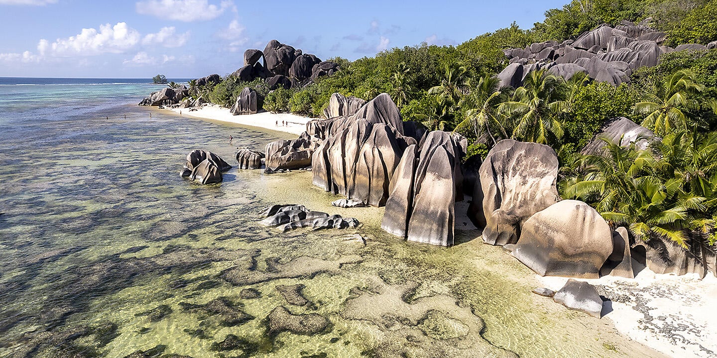 Madagascar and Seychelles: Natural Treasures of the Indian Ocean – with Smithsonian Journeys Madagascar and Seychelles: Natural Treasures of the Indian Ocean – with Smithsonian Journeys